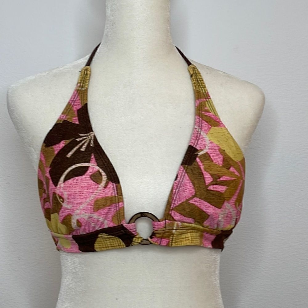Hobie tie bikini top. Size Medium. Padded cups. Wood embellishment.